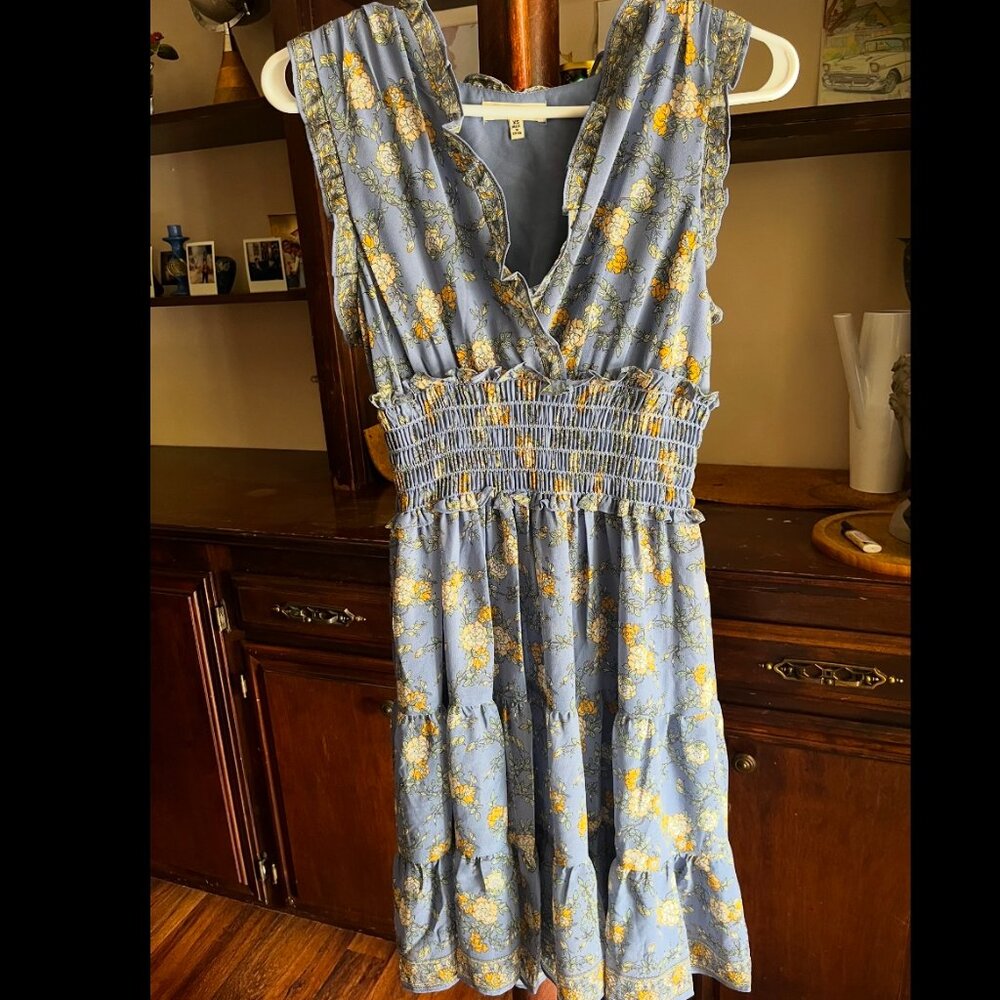 Max Studio V-neck Floral Midi Dress
